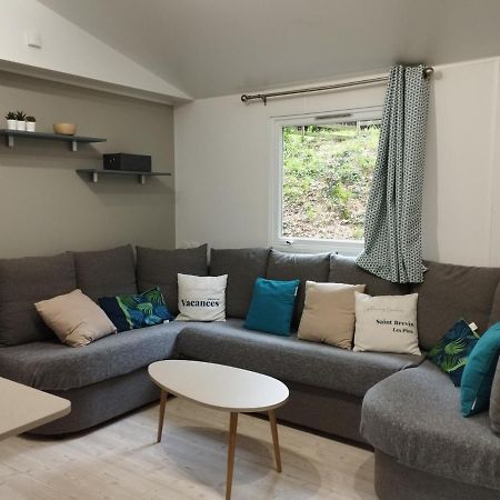 Mobil-Home Tout Confort A 300M De L'Ocean Сен-Бревен-ле-Пен Екстериор снимка