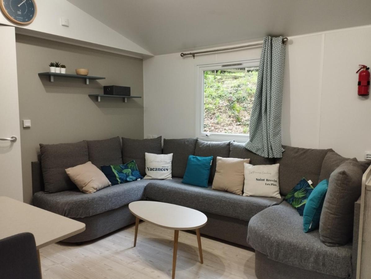 Mobil-Home Tout Confort A 300M De L'Ocean Сен-Бревен-ле-Пен Екстериор снимка