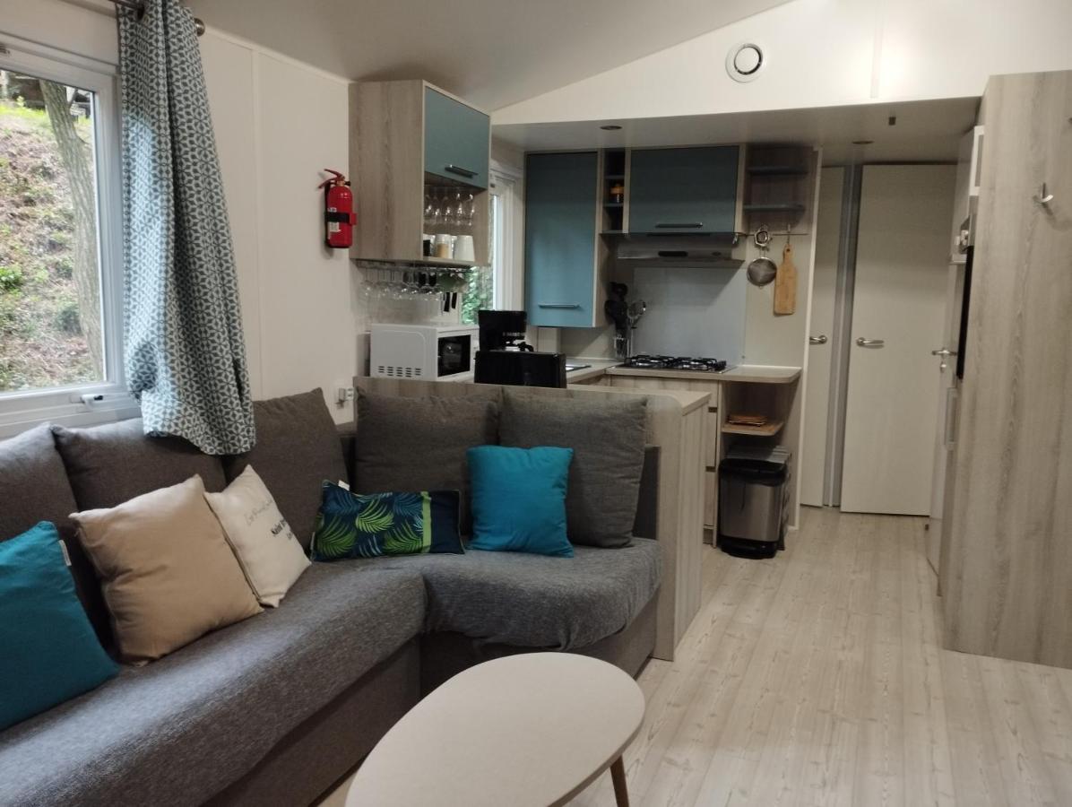 Mobil-Home Tout Confort A 300M De L'Ocean Сен-Бревен-ле-Пен Екстериор снимка